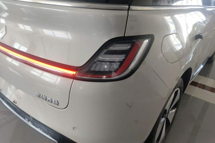 Used Baojun Cloud 2023 460 Max Exterior 3
