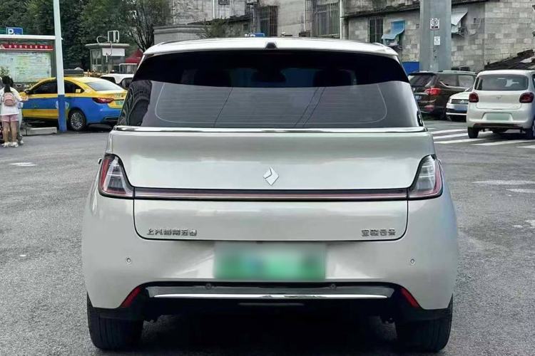 Used Baojun Cloud 2023 460 Max Exterior 3
