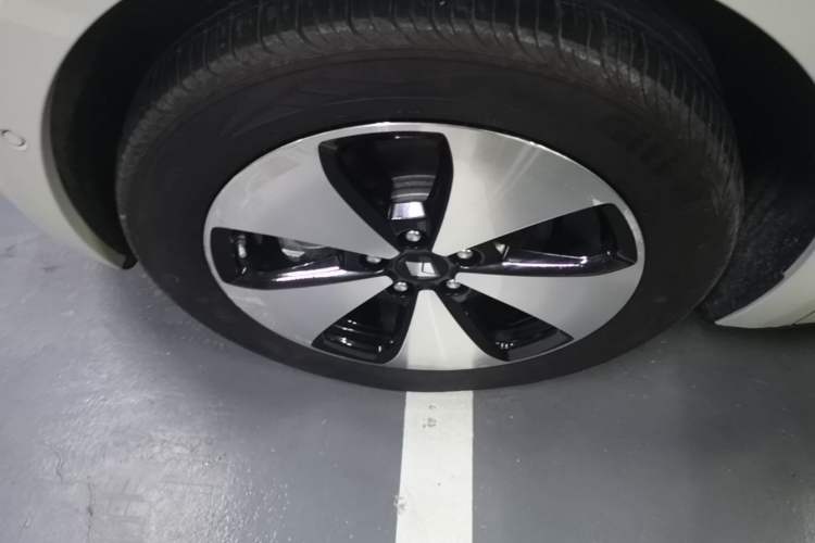 Used Baojun Cloud 2023 460 Max Lingxi Version Exterior 4