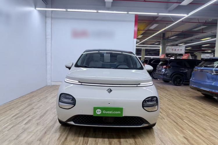 Used Baojun Cloud 2023 460 Max Exterior 4