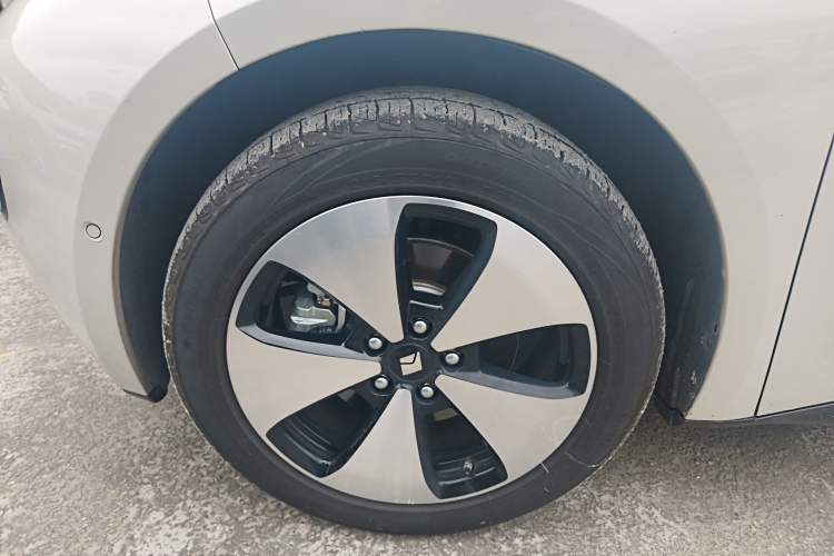 Used Baojun Cloud 2023 460 Max Lingxi Version Exterior 4