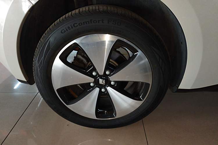 Used Baojun Cloud 2023 460 Max Exterior 5