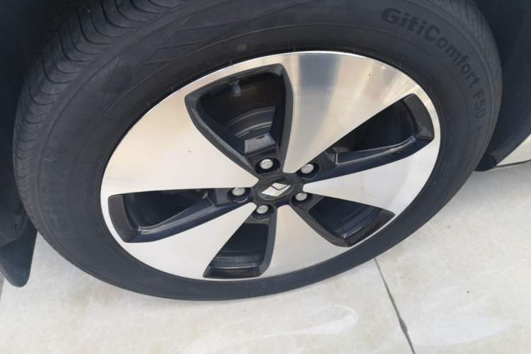 Used Baojun Cloud 2023 460 Max Exterior 5