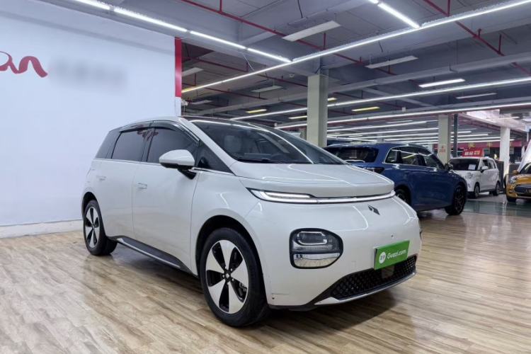 Used Baojun Cloud 2023 460 Max Exterior 5