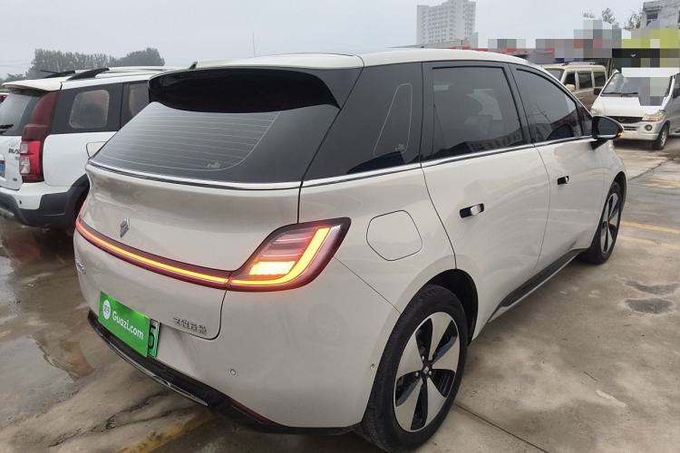 Used Baojun Cloud 2023 460 Max Exterior 5