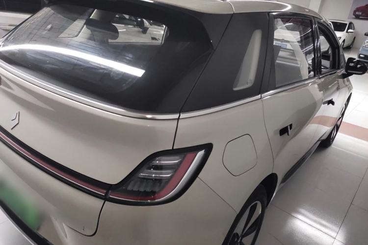 Used Baojun Cloud 2023 460 Max Exterior 5