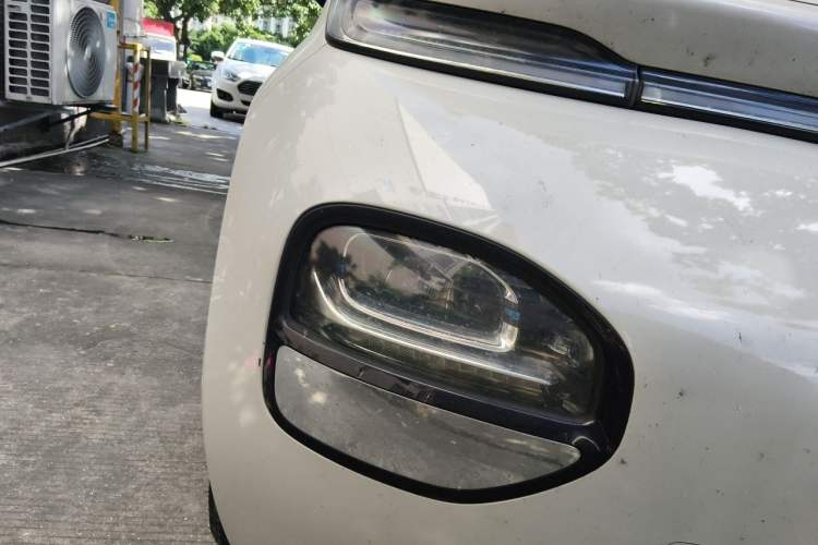 Used Baojun Cloud 2023 460 Max Exterior 6