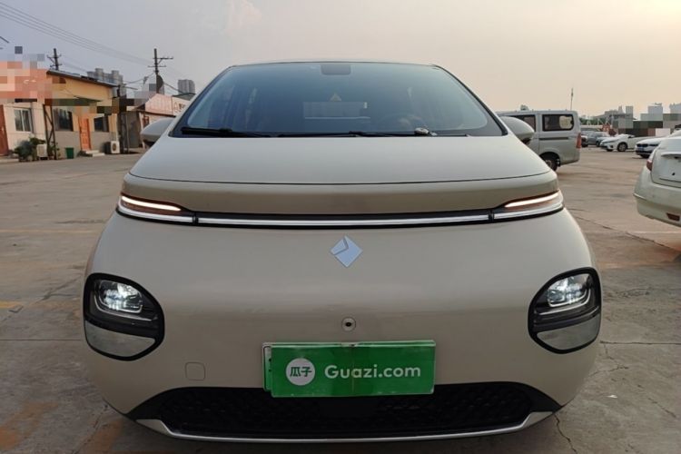 Used Baojun Cloud 2023 460 Pro Front