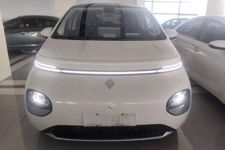 Used Baojun Cloud 2023 460 Max Front