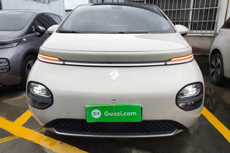 Used Baojun Cloud 2023 460 Max Front