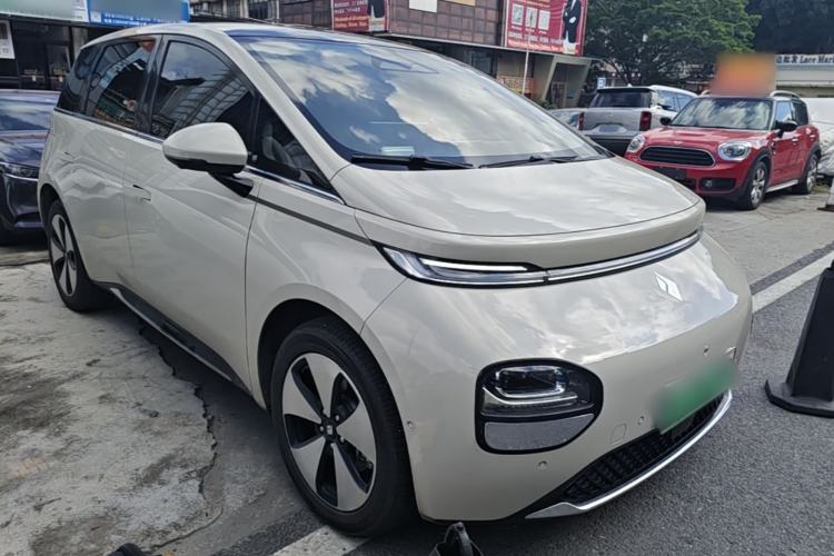 Used Baojun Cloud 2023 460 Max Lingxi Version Front Right 45 Deg