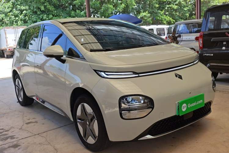 Used Baojun Cloud 2023 360 Pro Front Right 45 Deg