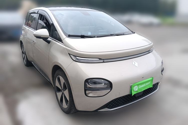 Used Baojun Cloud 2023 460 Max Front Right 45 Deg