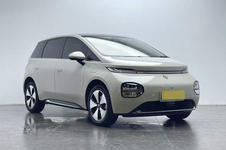 Used Baojun Cloud 2023 460 Max Lingxi Version Front Right 45 Deg