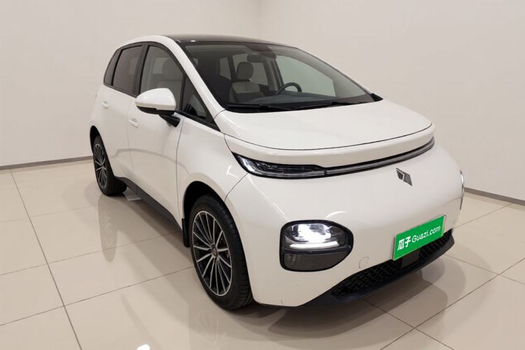 Used Baojun Cloud 2023 360 Plus Front Right 45 Deg