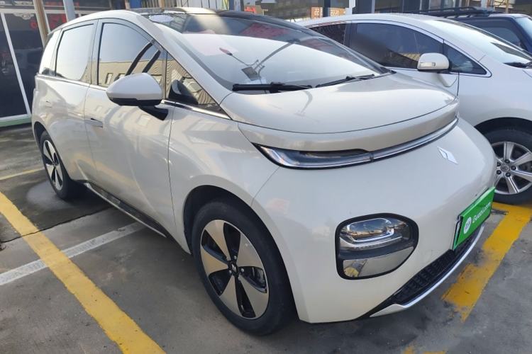 Used Baojun Cloud 2023 460 Max Front Right 45 Deg