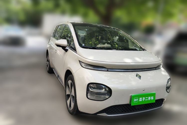Used Baojun Cloud 2023 460 Max Front Right 45 Deg