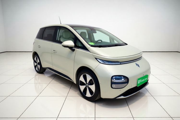 Used Baojun Cloud 2023 460 Max Lingxi Version Front Right 45 Deg