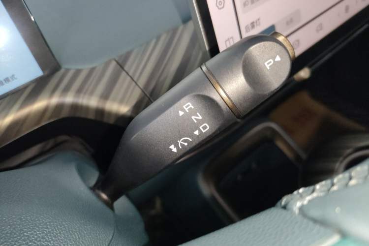 Used Baojun Cloud 2023 460 Pro Gear Lever