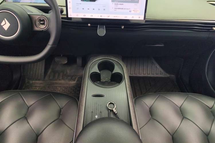 Used Baojun Cloud 2023 460 Max Lingxi Version Gear Lever