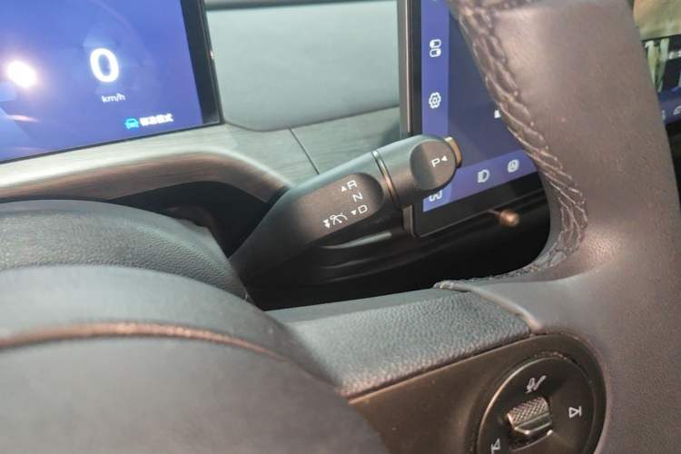 Used Baojun Cloud 2023 460 Max Lingxi Version Gear Lever