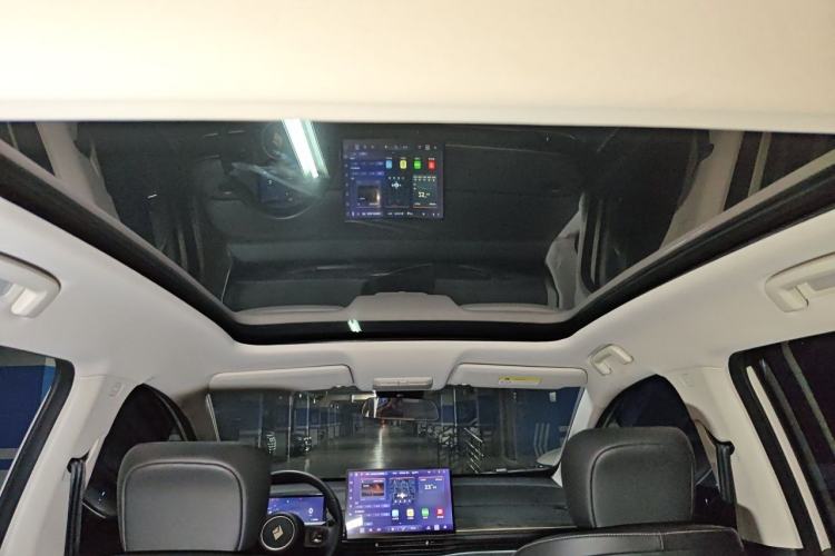 Used Baojun Cloud 2023 460 Max Headliner