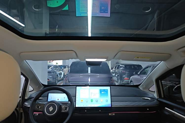 Used Baojun Cloud 2023 460 Max Headliner