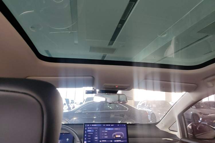 Used Baojun Cloud 2023 460 Max Headliner