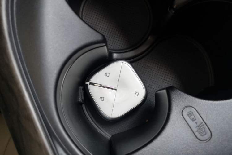 Used Baojun Cloud 2023 460 Max Interior 1