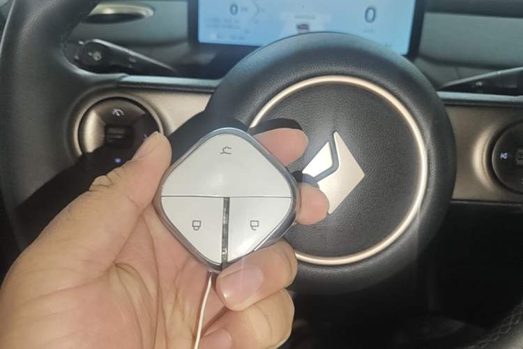 Used Baojun Cloud 2023 460 Pro Interior 1