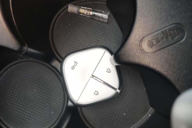 Used Baojun Cloud 2023 460 Max Lingxi Version Interior 1