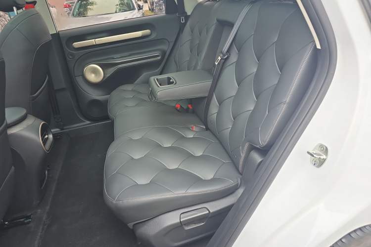 Used Baojun Cloud 2023 460 Max Lingxi Version Interior 1