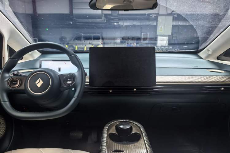 Used Baojun Cloud 2023 460 Max Lingxi Version Interior 1