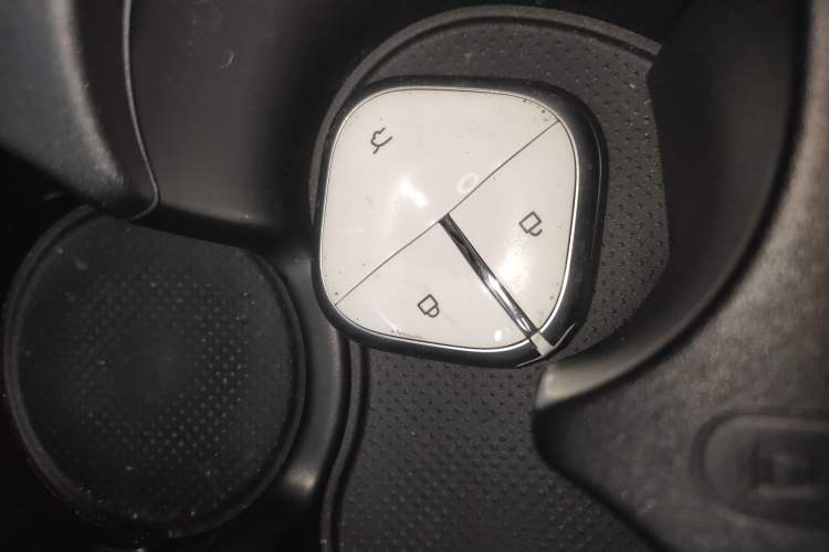 Used Baojun Cloud 2023 460 Max Interior 1
