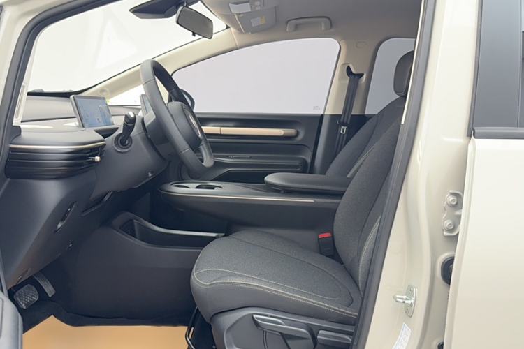 Used Baojun Cloud 2023 360 Plus Interior 12