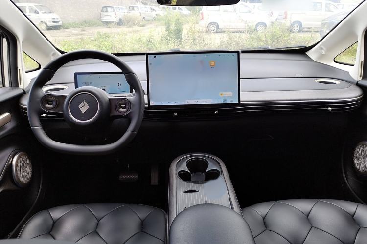 Used Baojun Cloud 2023 460 Max Lingxi Version Interior 2
