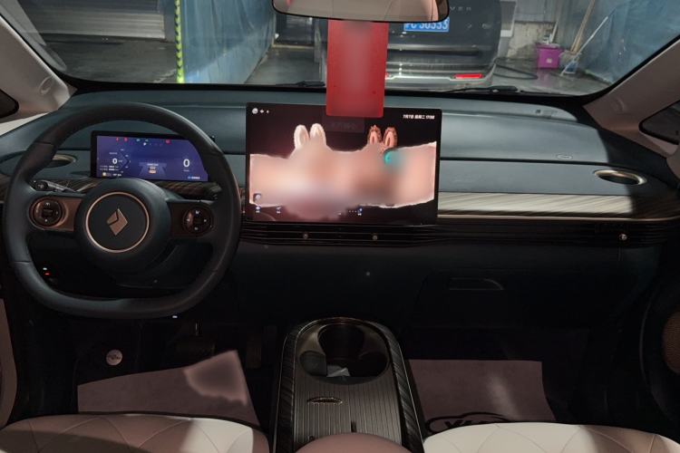 Used Baojun Cloud 2023 460 Pro Interior 3