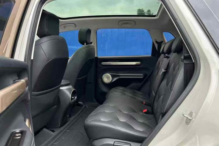 Used Baojun Cloud 2023 460 Max Interior 3