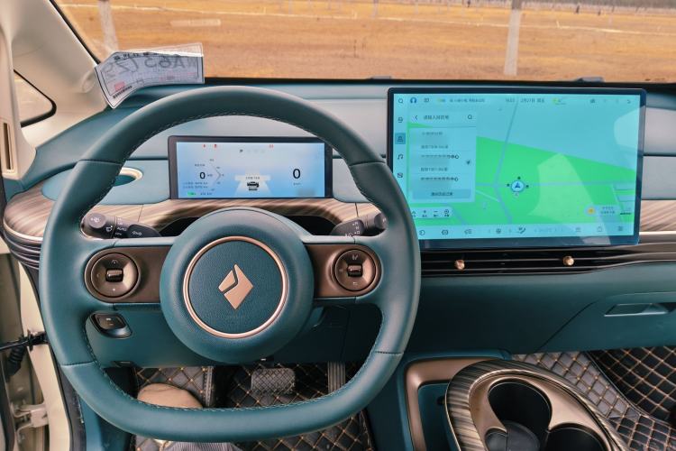 Used Baojun Cloud 2023 460 Pro Interior 6