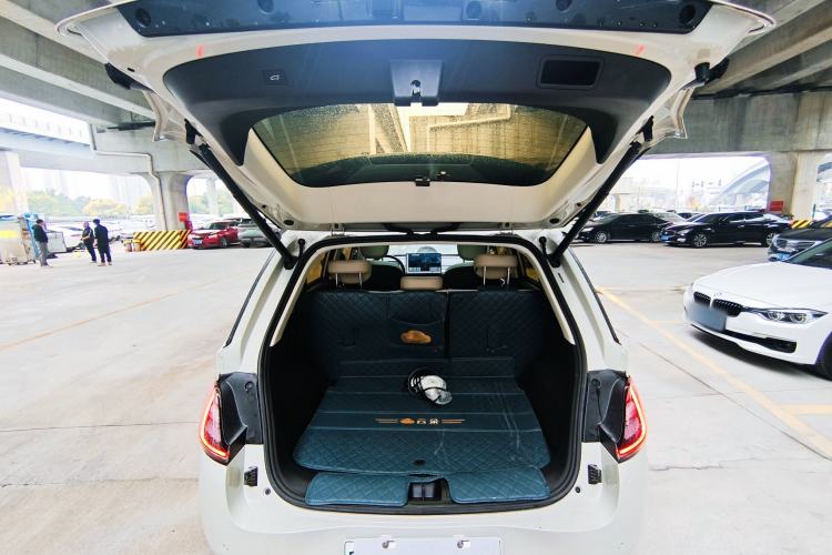 Used Baojun Cloud 2023 460 Max Lingxi Version Interior 7