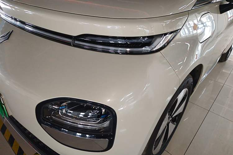 Used Baojun Cloud 2023 460 Max Left Front Headlight