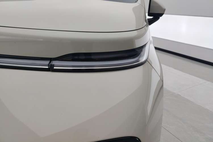 Used Baojun Cloud 2023 460 Max Left Front Headlight