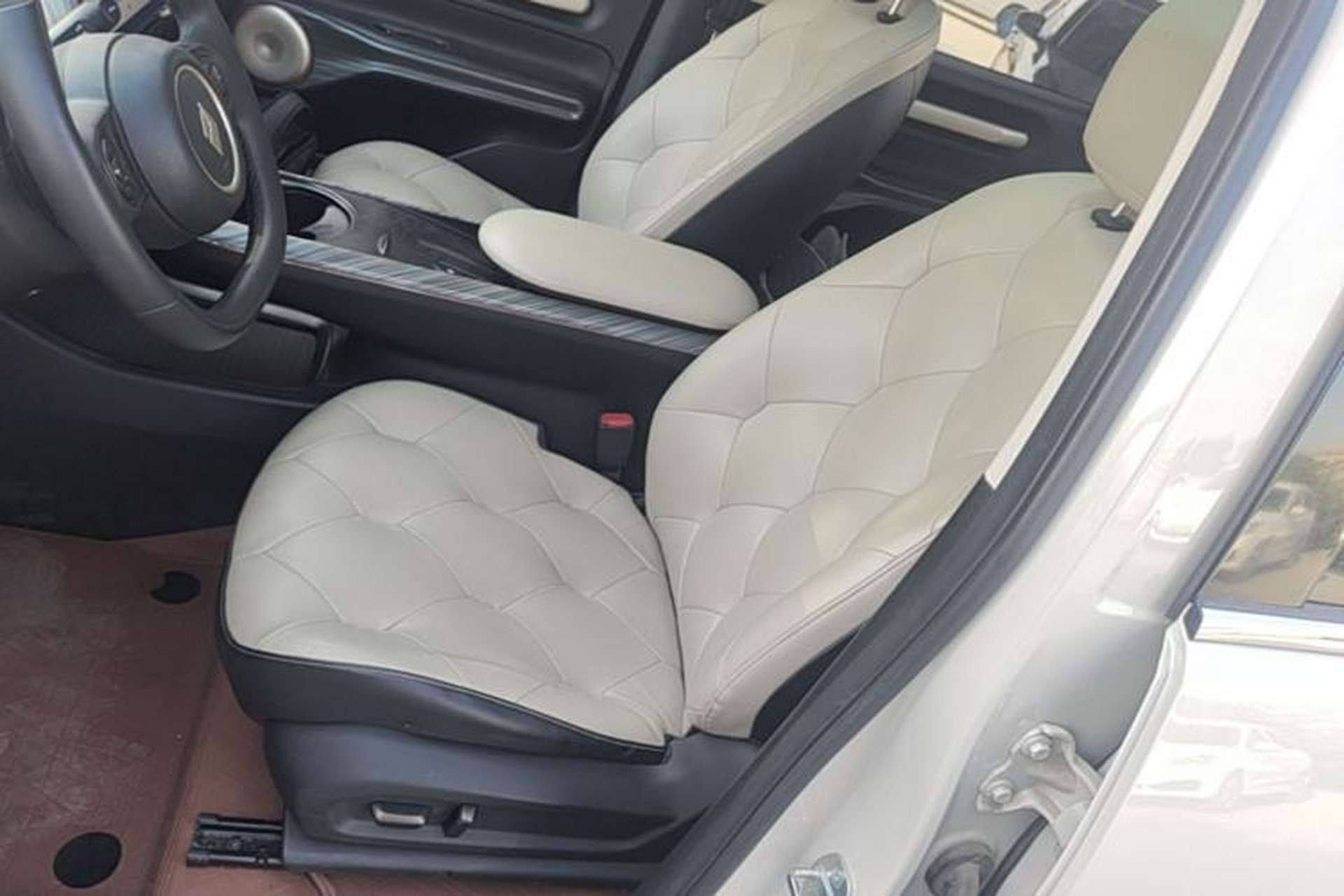 Used Baojun Cloud 2023 460 Max Left Front Seat
