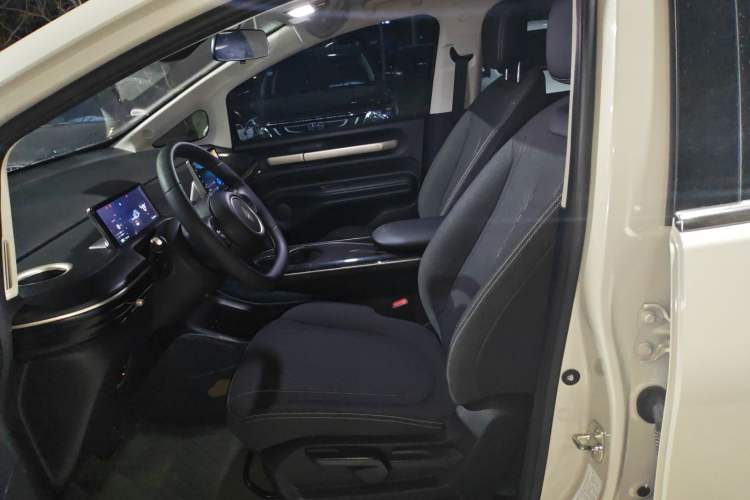 Used Baojun Cloud 2023 360 Plus Left Front Seat