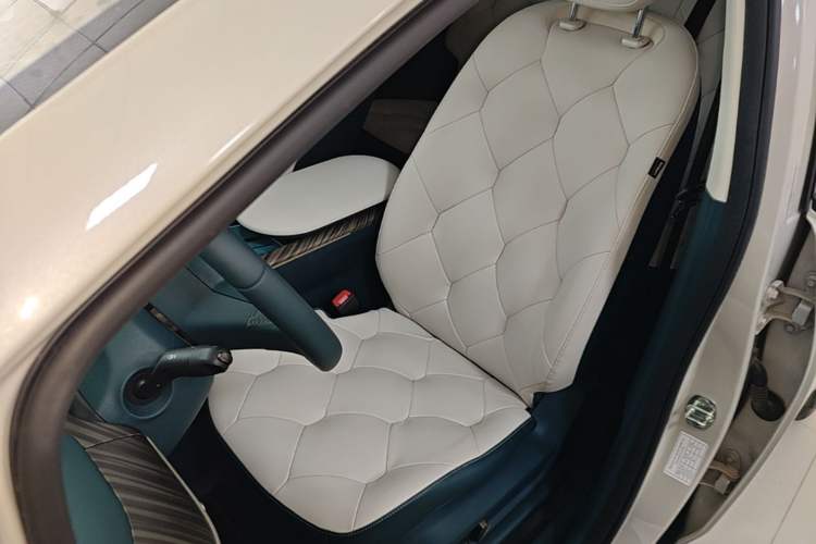 Used Baojun Cloud 2023 460 Pro Left Front Seat