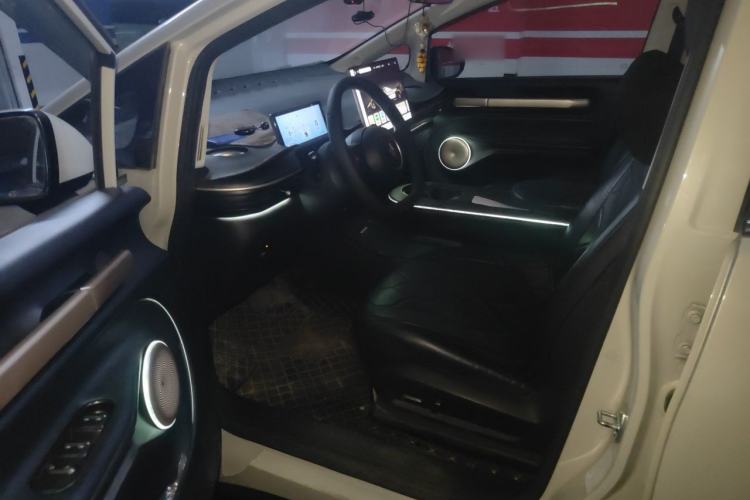 Used Baojun Cloud 2023 460 Max Lingxi Version Left Front Seat