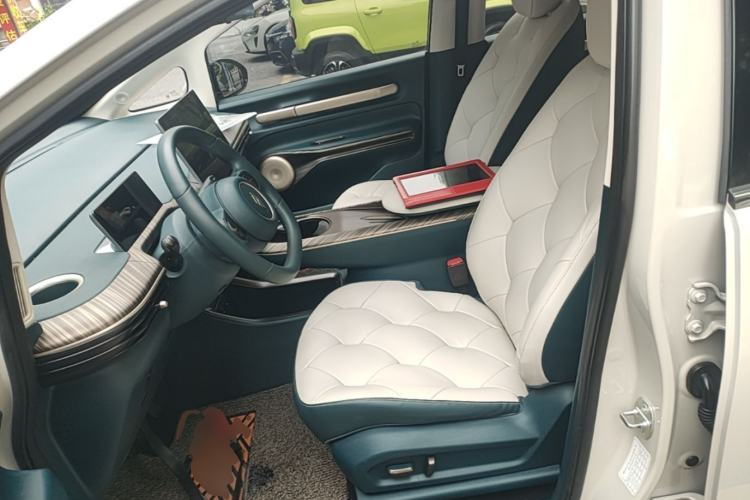 Used Baojun Cloud 2023 460 Pro Left Front Seat