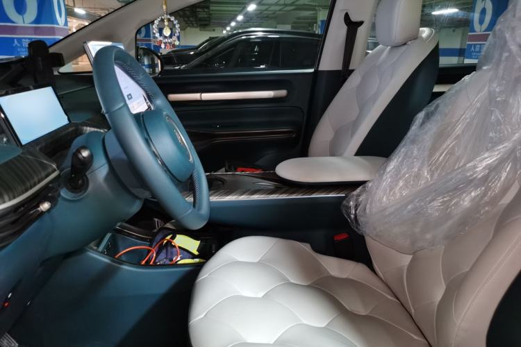 Used Baojun Cloud 2023 460 Max Left Front Seat
