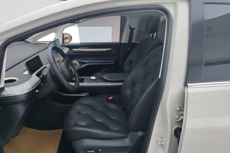 Used Baojun Cloud 2023 460 Max Left Front Seat