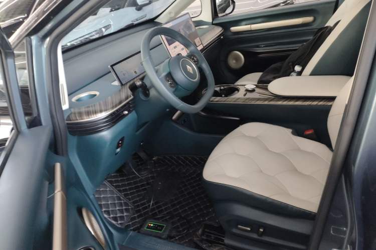 Used Baojun Cloud 2023 460 Pro Left Front Seat